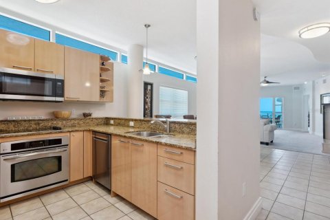 Купить кондоминиум в Сарасота, Флорида 9 комнат, 163.79м2, № 1685179 - фото 13