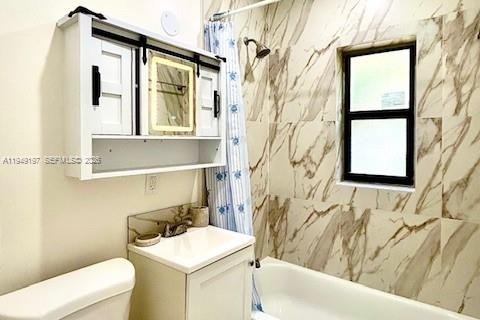 House in Fort Lauderdale, Florida 2 bedrooms, 66.89 sq.m. № 2007344 - photo 11