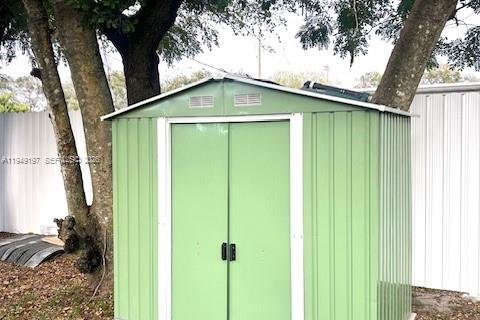 House in Fort Lauderdale, Florida 2 bedrooms, 66.89 sq.m. № 2007344 - photo 16