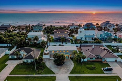 House in New Smyrna Beach, Florida 4 bedrooms, 224.45 sq.m. № 2197765 - photo 30
