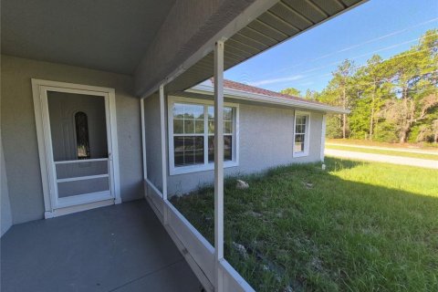 House in Citrus Springs, Florida 3 bedrooms, 126.81 sq.m. № 2237929