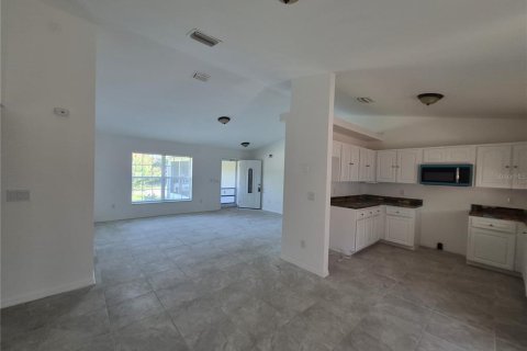 Villa ou maison à vendre à Citrus Springs, Floride: 3 chambres, 126.81 m2 № 2237929 - photo 6