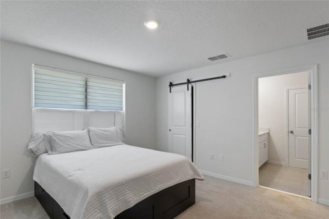 Casa en venta en Davenport, Florida, 4 dormitorios, 208.1 m2 № 2205837 - foto 13