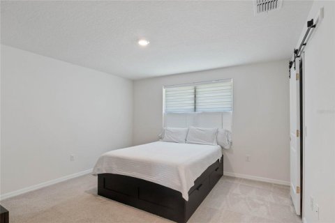 Casa en venta en Davenport, Florida, 4 dormitorios, 208.1 m2 № 2205837 - foto 14