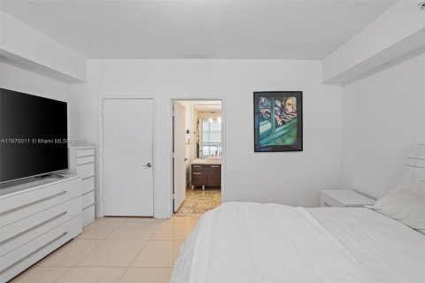 Купить кондоминиум в Майами, Флорида 1 спальня, 90.86м2, № 2088544 - фото 14