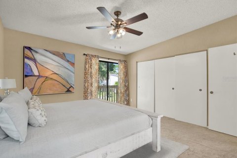 Condo in Pinellas Park, Florida, 2 bedrooms  № 1838473 - photo 5