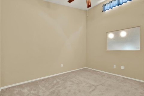 Condo in Pinellas Park, Florida, 2 bedrooms  № 1838473 - photo 16