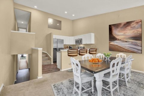 Condo in Pinellas Park, Florida, 2 bedrooms  № 1838473 - photo 4