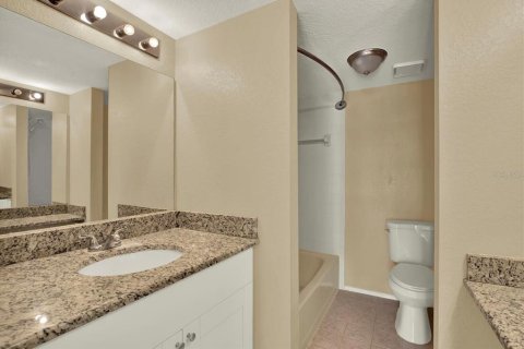 Condo in Pinellas Park, Florida, 2 bedrooms  № 1838473 - photo 14