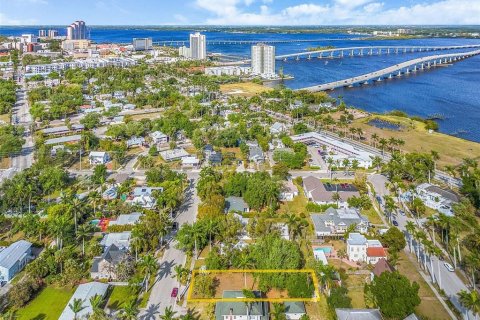 Land in Fort Myers, Florida № 1831261 - photo 9