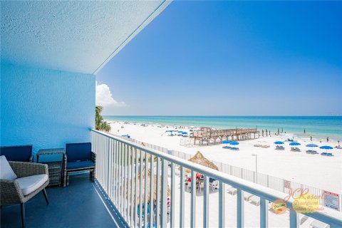 Condo in Indian Shores, Florida, 2 bedrooms  № 1832607 - photo 3
