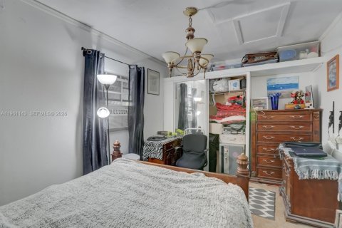 House in Fort Lauderdale, Florida 5 bedrooms, 162.02 sq.m. № 2021934 - photo 25