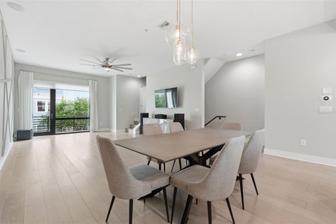 Touwnhouse à vendre à Tampa, Floride: 3 chambres, 172.33 m2 № 2226178 - photo 18