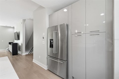 Touwnhouse à vendre à Tampa, Floride: 3 chambres, 172.33 m2 № 2226178 - photo 23