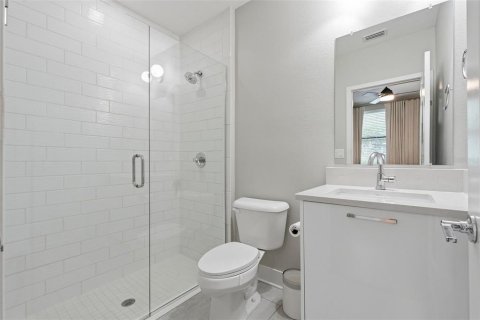 Touwnhouse à vendre à Tampa, Floride: 3 chambres, 172.33 m2 № 2226178 - photo 13
