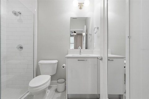 Touwnhouse à vendre à Tampa, Floride: 3 chambres, 172.33 m2 № 2226178 - photo 12