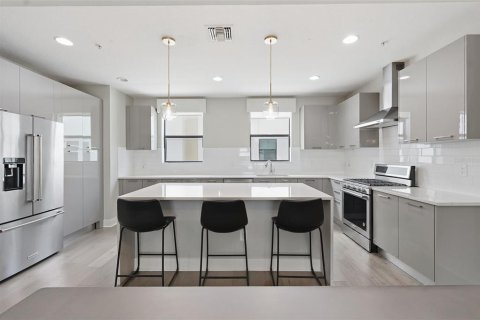 Touwnhouse à vendre à Tampa, Floride: 3 chambres, 172.33 m2 № 2226178 - photo 21