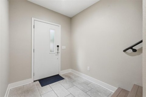 Touwnhouse à vendre à Tampa, Floride: 3 chambres, 172.33 m2 № 2226178 - photo 7
