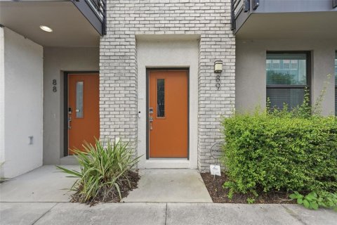 Touwnhouse à vendre à Tampa, Floride: 3 chambres, 172.33 m2 № 2226178 - photo 4