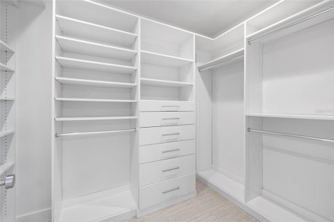 Adosado en venta en Tampa, Florida, 3 dormitorios, 307.32 m2 № 2259100 - foto 27