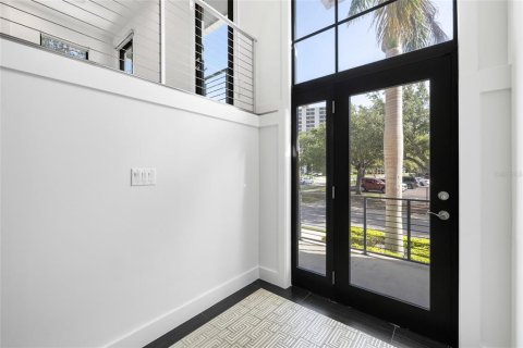Adosado en venta en Tampa, Florida, 3 dormitorios, 307.32 m2 № 2259100 - foto 6