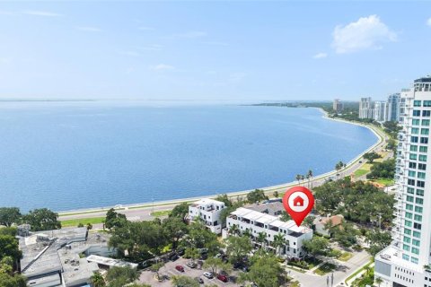 Adosado en venta en Tampa, Florida, 3 dormitorios, 307.32 m2 № 2259100 - foto 5