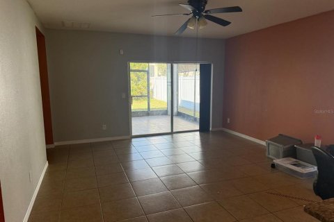 Casa en venta en Davenport, Florida, 4 dormitorios, 163.23 m2 № 1545365 - foto 16