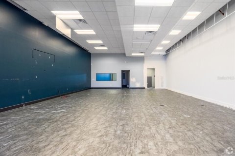Propiedad comercial en venta en Fort Myers, Florida, 169.45 m2 № 2321710 - foto 2