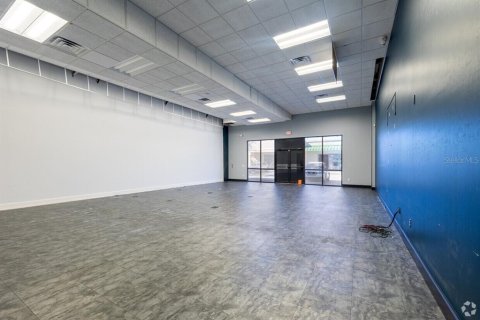 Propiedad comercial en venta en Fort Myers, Florida, 169.45 m2 № 2321710 - foto 5