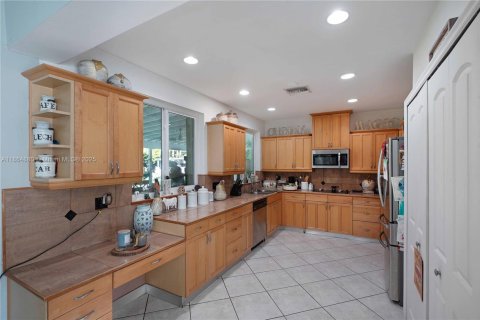 Villa ou maison à vendre à Homestead, Floride: 4 chambres, 193.98 m2 № 1893289 - photo 21