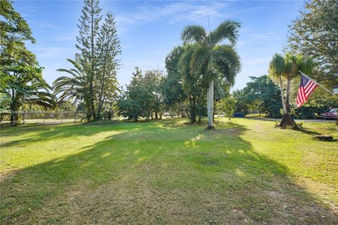 Villa ou maison à vendre à Homestead, Floride: 4 chambres, 193.98 m2 № 1893289 - photo 1