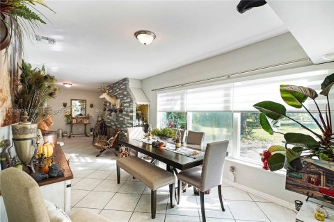 Villa ou maison à vendre à Homestead, Floride: 4 chambres, 193.98 m2 № 1893289 - photo 18