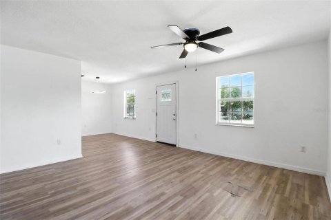 Villa ou maison à vendre à Port Charlotte, Floride: 3 chambres, 103.86 m2 № 1870969 - photo 22