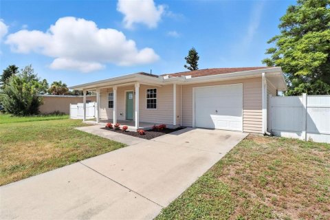 Villa ou maison à vendre à Port Charlotte, Floride: 3 chambres, 103.86 m2 № 1870969 - photo 2