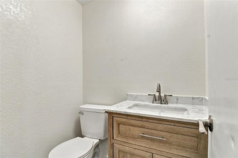 Villa ou maison à vendre à Tampa, Floride: 4 chambres, 167.78 m2 № 2425304 - photo 25