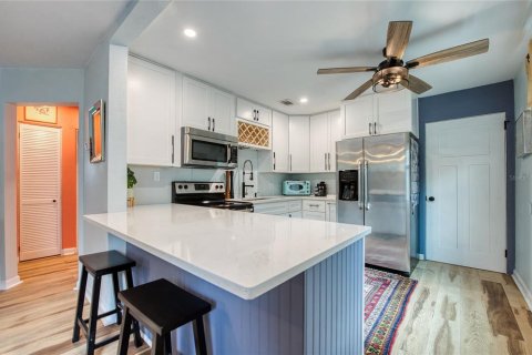Villa ou maison à vendre à Saint Petersburg, Floride: 2 chambres, 72.84 m2 № 1914080 - photo 17