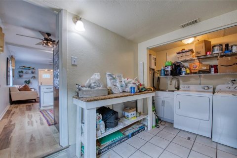 Villa ou maison à vendre à Saint Petersburg, Floride: 2 chambres, 72.84 m2 № 1914080 - photo 25