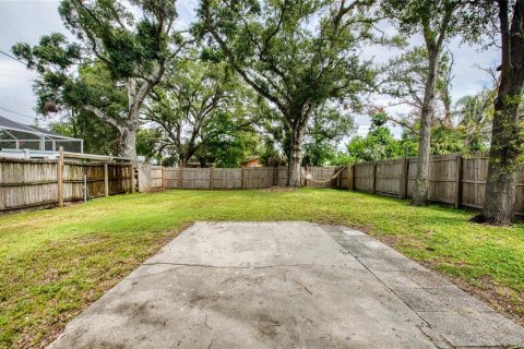 Villa ou maison à vendre à Saint Petersburg, Floride: 2 chambres, 72.84 m2 № 1914080 - photo 29
