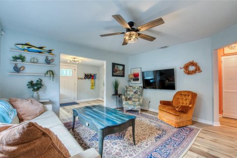 Villa ou maison à vendre à Saint Petersburg, Floride: 2 chambres, 72.84 m2 № 1914080 - photo 12