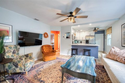 Villa ou maison à vendre à Saint Petersburg, Floride: 2 chambres, 72.84 m2 № 1914080 - photo 14