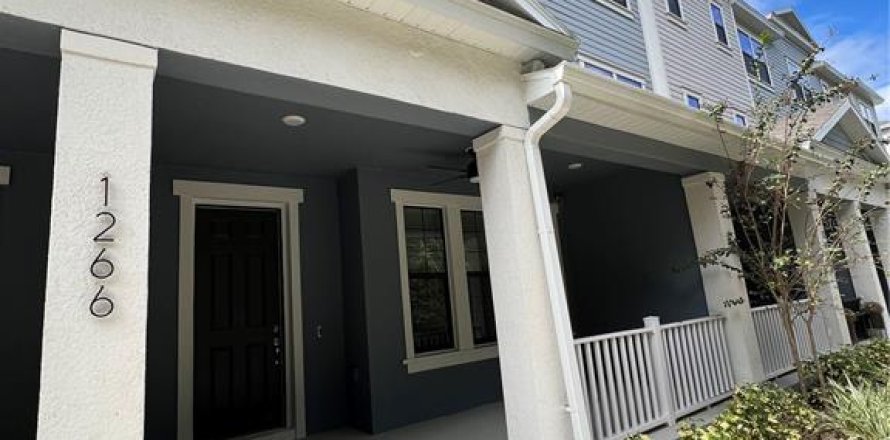 Touwnhouse à Winter Springs, Floride 4 chambres, 218.13 m2 № 1688256