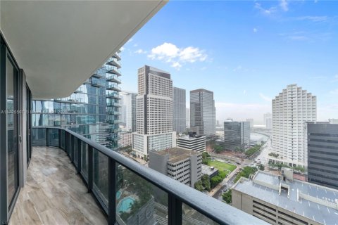 Condo in Miami, Florida, 2 bedrooms  № 1978395 - photo 6