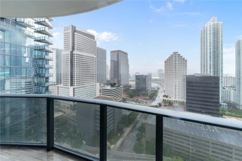 Condo in Miami, Florida, 2 bedrooms  № 1978395 - photo 5