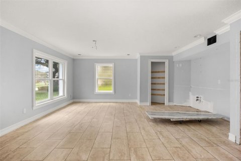 Casa en venta en Lake Mary, Florida, 4 dormitorios, 270.25 m2 № 2385733 - foto 4