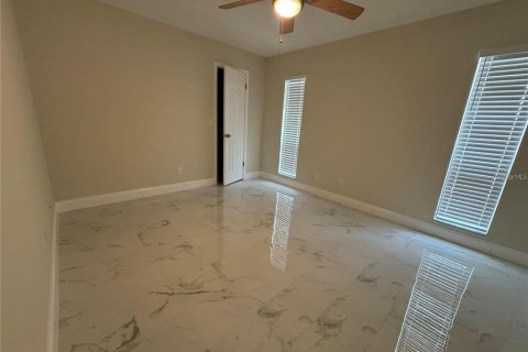 Villa ou maison à louer à Port Richey, Floride: 2 chambres, 131.55 m2 № 1744375 - photo 17