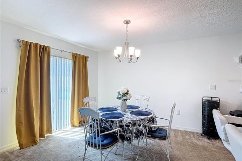 Villa ou maison à vendre à Kissimmee, Floride: 3 chambres, 144.74 m2 № 1678186 - photo 9