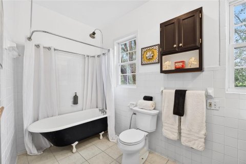 Villa ou maison à vendre à Eustis, Floride: 5 chambres, 255.67 m2 № 2099513 - photo 28