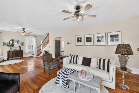 Villa ou maison à vendre à Eustis, Floride: 5 chambres, 255.67 m2 № 2099513 - photo 9