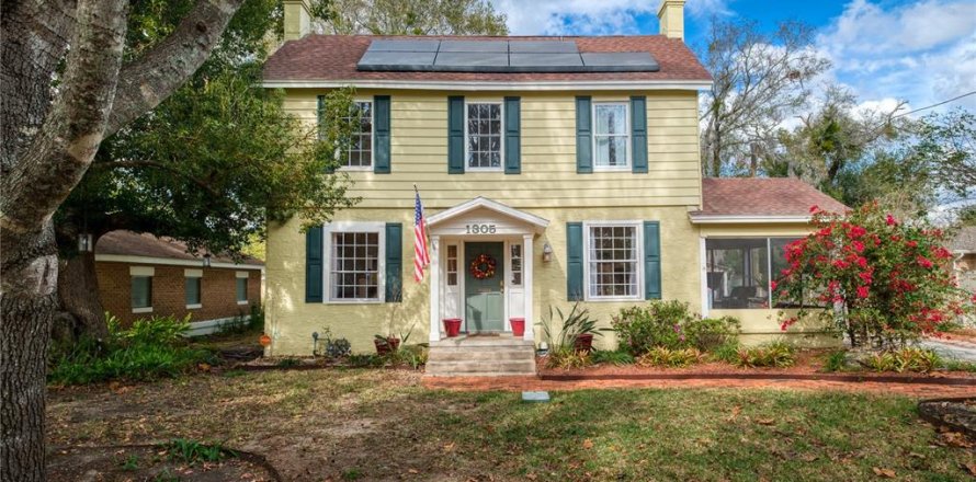 Villa ou maison à Eustis, Floride 5 chambres, 255.67 m2 № 2099513