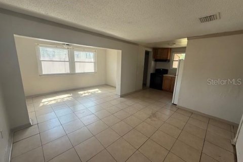 Casa en alquiler en Orlando, Florida, 2 dormitorios, 69.49 m2 № 1732999 - foto 16